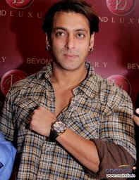 Salman screening Ash film.