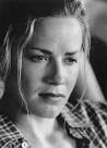 Still of Elisabeth Shue in The