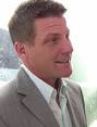Doug Savant jako Thomas "Tom"