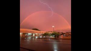 Attēlu rezultāti vaicājumam “Red Rainbows”