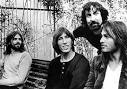 http://www.giantpanther.com/wp-content/uploads/2010/09/Roger-Waters-III.jpg