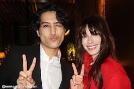 Image result for アンハサウェイ