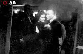 [Resim: images?q=tbn:ANd9GcSwXmAKwP6svYO7_JDe5rX...mp;amp;t=1]