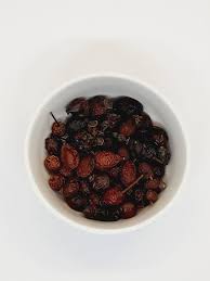 Attēlu rezultāti vaicājumam “Rosa majalis fruit”