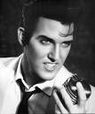 Elvis Presley's car being - images?q=tbn:ANd9GcSxK7OjB6sASrQ3j-GJzHZsdFsCL3CEMBvtQjNtKoPg8w5IuggT6X4a4V8