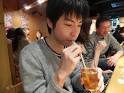 ソフトドリンクはストローつきで