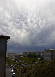 Attēlu rezultāti vaicājumam “Mammatus”