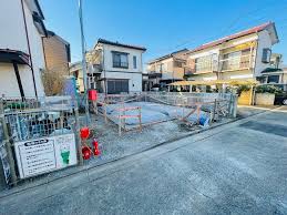 Image result for 武蔵村山市岸2丁目〈中古〉JR八高線「箱根ヶ崎」駅バス６分停歩４分　閑静な住宅地　前面道路が広いのでクルマの運転が苦手な方も車庫入れ楽々！　全居室収納充実！