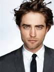 Våran kära Robert Pattinson fyller hela 24 år idag! - robert-pattinson-gq-2