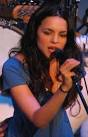 File:Norah Jones at Bright