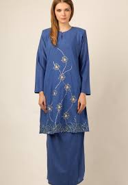 The Baju Kurung by First Lady is a baju kurung Pesak made of ...
