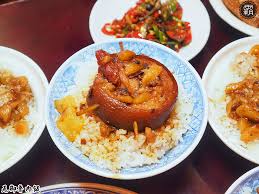 Image result for 魯肉飯
