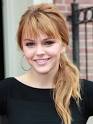 http://www.dailymakeover.com/appImages/galleryImages/women_celebrity_hairstyles/Aimee_Teegarden%2BOct_24_2010.jpg