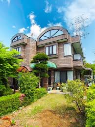 Image result for 武蔵村山市岸2丁目〈中古〉JR八高線「箱根ヶ崎」駅バス６分停歩４分　閑静な住宅地　前面道路が広いのでクルマの運転が苦手な方も車庫入れ楽々！　全居室収納充実！