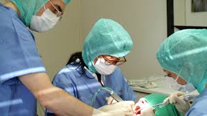 Implantologie - Zahnarztpraxis Dr. Elke Oberbeck - Implantologie_2