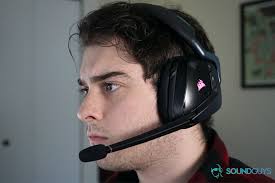 Corsair Void RGB Elite Wireless gaming headset