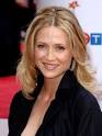 http://media2.onsugar.com/files/2010/05/21/2/235/2350065/kelly_rowan.jpg