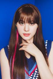 「ニーナ・ユージック」の画像検索結果