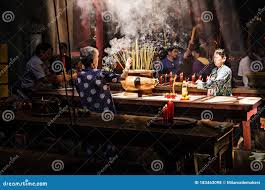 Image result for foto de pessoasrezando