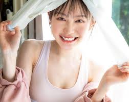 Image result for 17歳の現役女子高生