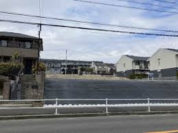 Image result for 中藤2丁目〈売地〉広々426.17㎡（法面含む）上下水道引込済、法面利用価値大、建築条件はございません。お好きなハウスメーカーで建築できます。