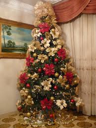 مجموعة صور لأجمل ـشجرة عيد الميلاد - صفحة 5 Images?q=tbn:ANd9GcT6dzpt2nY07c5aVw3fJiOEvRXS-EtcFV_-QpAxN_bt6j1YtCxHvQ