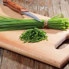 Attēlu rezultāti vaicājumam “Allium schoenoprasum fruit”