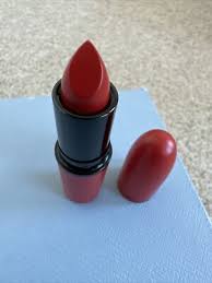 Afbeeldingsresultaat voor lipstick hot pepper