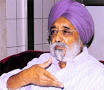 Gulzar Singh Brar, father of the victim, who was duped by a bank in - ldh12