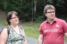 Der neue Jugendreferent Martin Kliem und sein Frau Birgit haben ...