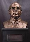 Yeung Wai-hong, publisher of Next magazine, has installed this bust of Sir ... - Cowperthwaite