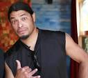 Robert Trujillo. Halfsie: Mexican mother. You may have wondered: are they? - hof-robert-trujillo-2