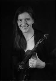 Roswitha Funk-Aydemir (Violine) studierte 1981 – 1986 Violine und Violinpädagogik an der Hochschule Mozarteum in Salzburg. In den Jahren 1987 – 1997 wirkte ...