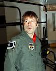 File:Bruce dickinson discovery.jpg - Wikipedia, the free encyclopedia