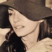 Image result for Bugaboo Cameleon Julianna Margulies