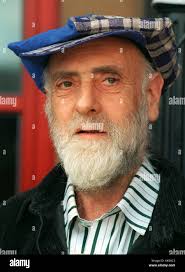 Friedensreich Hundertwasser ile ilgili görsel sonucu