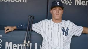 「アーロン・ユージック」の画像検索結果