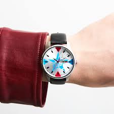 「トラヴィス・タッチダウン ノーモア★ヒーローズ」の画像検索結果