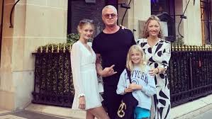 Image result for Orbit Stroller Rebecca Gayheart and Billie Beatrice