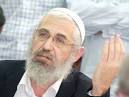 הרב אלון במגדל [צילום: איציק