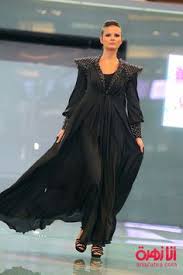 Abaya and Shailah Fashion Show at the Dubai Mall on Pinterest ...