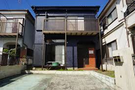 Image result for 武蔵村山市岸2丁目〈中古〉JR八高線「箱根ヶ崎」駅バス６分停歩４分　閑静な住宅地　前面道路が広いのでクルマの運転が苦手な方も車庫入れ楽々！　全居室収納充実！