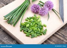 Attēlu rezultāti vaicājumam “Allium schoenoprasum fruit”