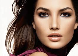 5 نصائح مكياج الوجه المستدير