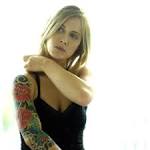 http://www.picgifs.com/celebrities/a/anouk/celebrities-anouk-346257.jpg