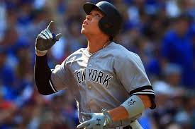 「アーロン・ユージック」の画像検索結果