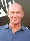 Mitch Pileggi, que foi