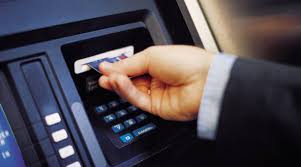 Los Bancos suben las comisiones para enfrentar la crisis