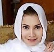 VIDEO PERNIKAHAN LEENDA HARAHAP & WISNU TJANDRA 2010 | Leenda Singgung Peggy lewat Twitter | Isi BB Wisnu Tjandra Dengan Leenda Harahap 