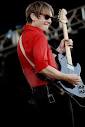 http://www3.images.coolspotters.com/photos/86904/alex-kapranos-profile.jpg
